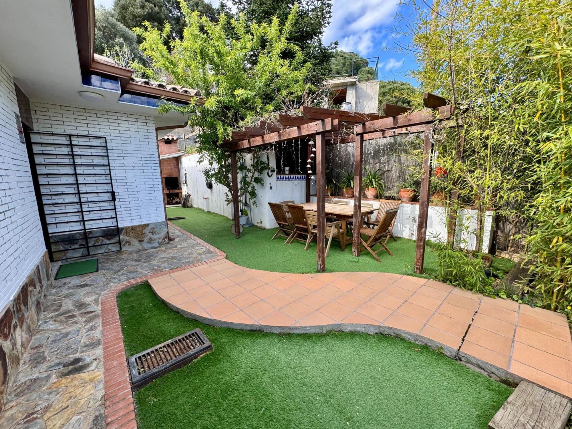 Casa Paraiso Piscina Tranquilidad Sant Cebrià de Vallalta Zewnętrze zdjęcie
